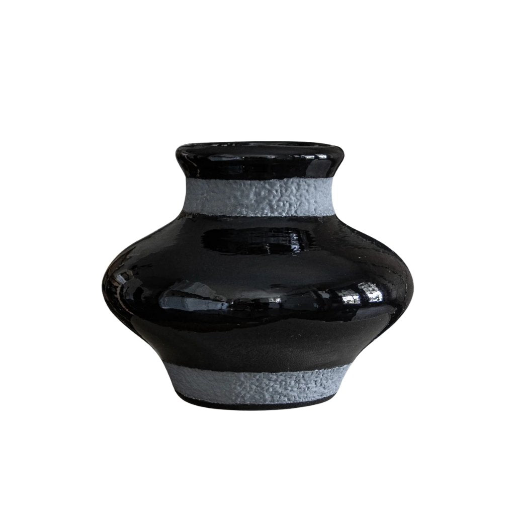 Astrohuge Handmade Pottery Black Ceramic Vase